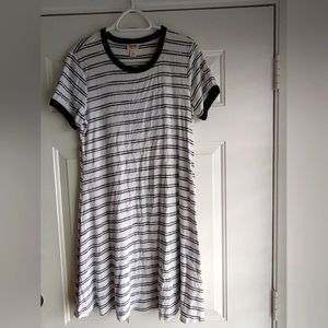 Mossimo Women's Stripes Causal Dress Size XL